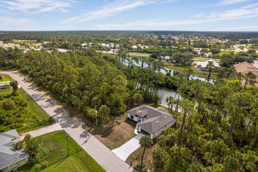 AM Homes Florida home exterior 1